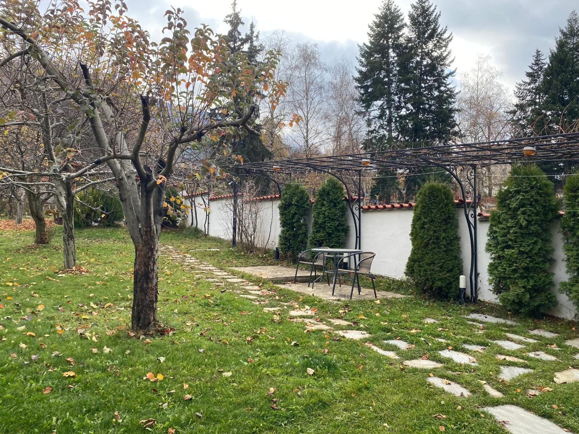 Kot Garden Guest House Sapareva Banja Exteriör bild